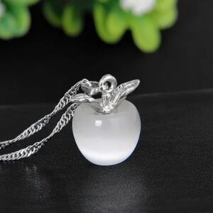 NWT Adorable Boho White Polished Quartz Apple Stamped Silver 925 Necklace!!
